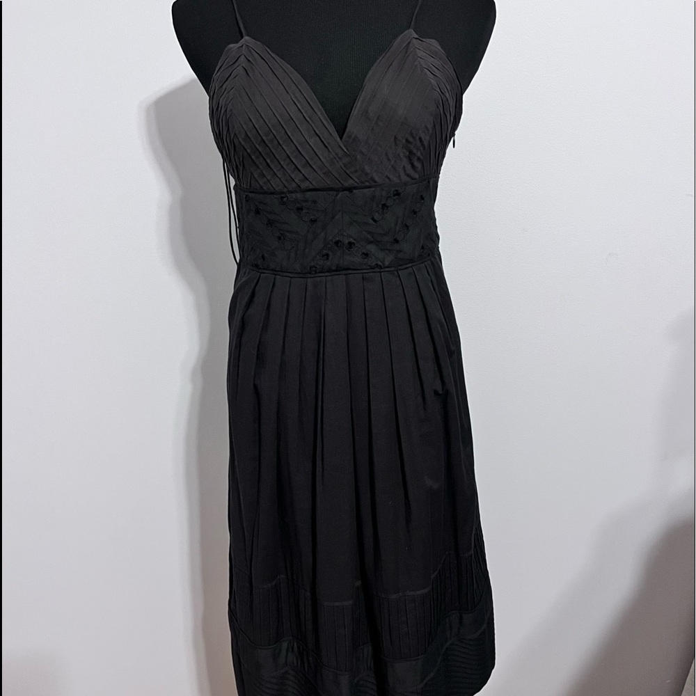 CATHERINE MALANDRINO
V-Neck Mid black dress Size 10